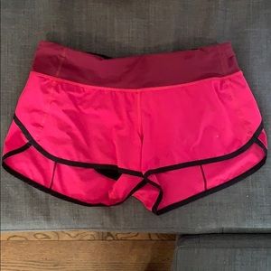 LULULEMON Run times short- Size 6